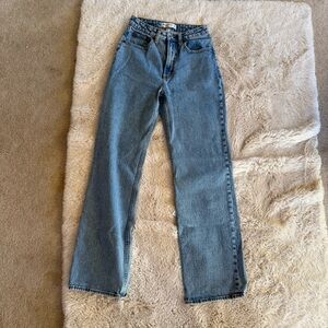 Abercrombie the 90’s relaxed jeans high rise size 25/0R